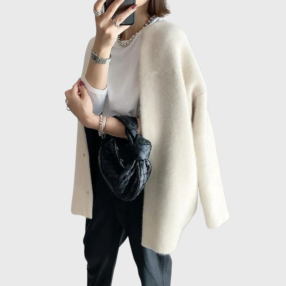 Chloé™ - Elegant Cashmere Cardigan